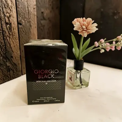 Giorgio Black perfume