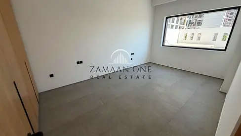 Massive Layout | 1BR with Jacuzzi | Ready to Move | Family Community