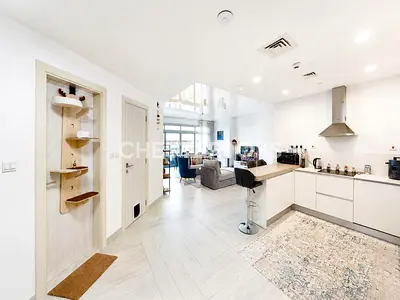 Fully Furnished | Big Layout | Vacant Soon