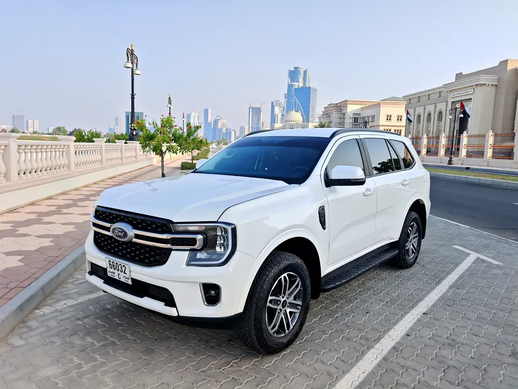 Ford Everest 2024 — photo 1 of 20