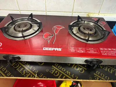 Geepas 2-Burner Gas Stove - Used Red Glass Top