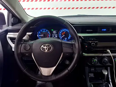 2015 Toyota COROLLA — фото 10