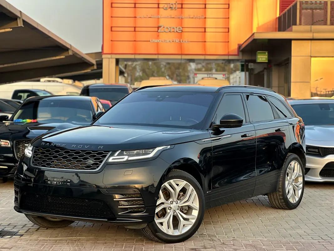 Land Rover Range Rover Velar 2020 — photo 1 of 11