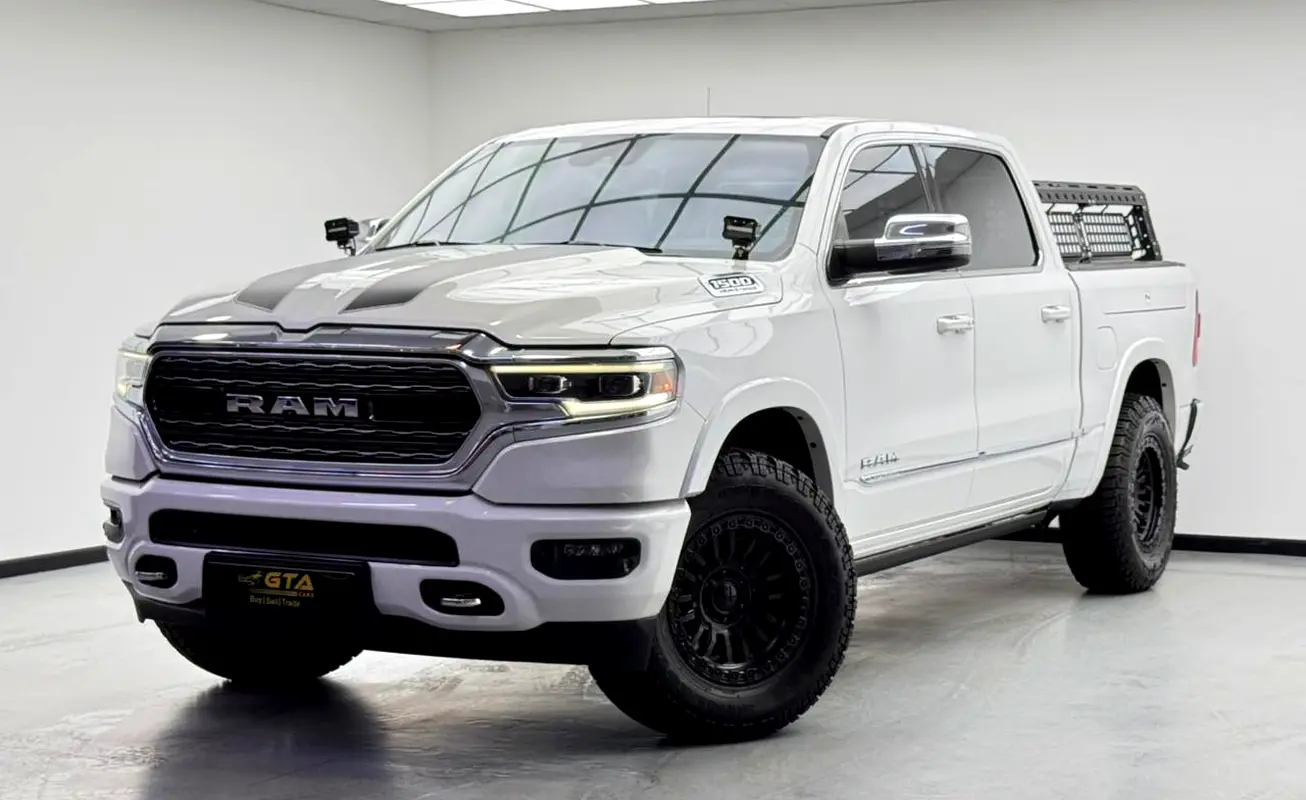 RAM 1500 2024 — photo 1 of 17