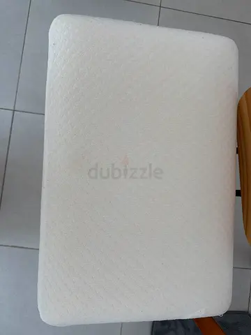 White Memory Foam Pillow - Good Condition