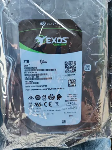 8 TB Hard disc (designed for servers, NAS, and data centers)
