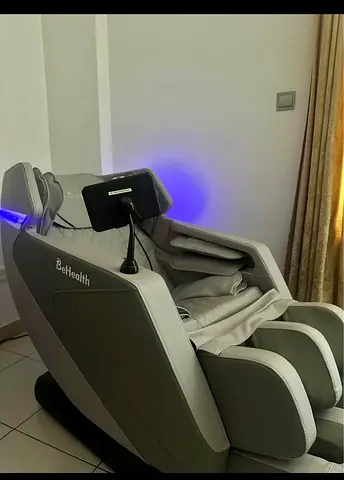 beHealth Full Body Massage Chair in Good Condition