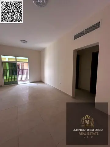 اول ساكن / غرفه نوم ماستر / صاله / بلكونه / مطبخ كبير / تكيف مركزي / تشطيبات مودرن / لوكيشن مميز سهل الوصول لدبي والشارقه / سعر مميز / تسهيلات الدفعات