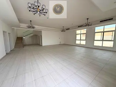 فيلا أول ساكن بالعزرة ضاحية الرقة، 5 غرف ماستر وحديقة واسعة وتشطيب ألترا سوبر لوكس، موقع مميز وإيجار 180 ألف