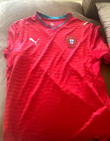 Portugal Red Puma Football Shirt - Mens Size (never used)