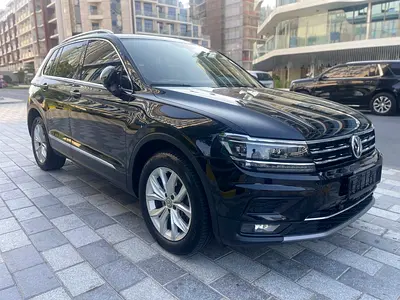 Volkswagen Tiguan Sport  Style 2018 | GCC Specs | Low Mileage