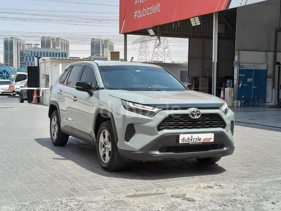 Toyota Rav 4 2025 — photo 1 of 13