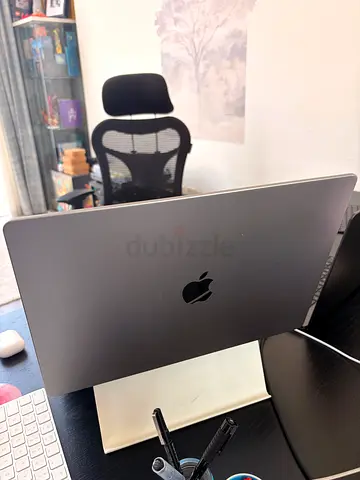 Apple MacBook Pro M1 Max, 64 Gb, 1TB Space Gray