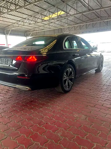 Mercedes-Benz E-Class E 200, миниатюра 3