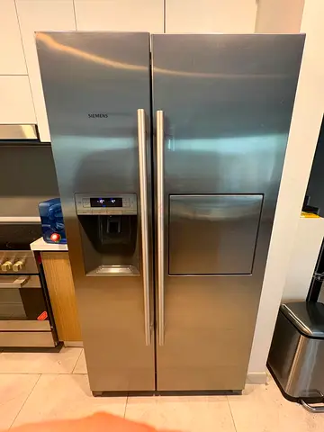 Siemens Side By Side Door Refrigerator For sale
