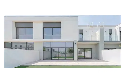 Next To Amenities l Ready To Move l Landscaped