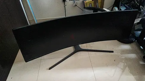 Samsung Odyssey G9 49 Curved Ultrawide Monitor (stand included) - Good condition