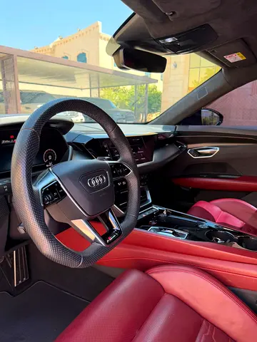 2024 AUDI RS E-TRON GT 照片 4