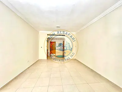 Cheep price studio//40 days free//near bus station