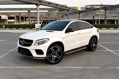 Full Mercedes Benz Service History / 2 Keys | Mercedes Benz GLE43 AMG 2017 GCC Specifications