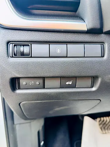 2025 Nissan X-TRAIL — фото 6