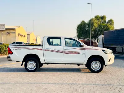 صورة 13 لـ 2018 Toyota HILUX