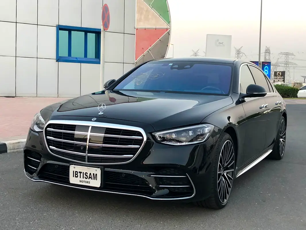 Mercedes-Benz S-Class 2022 — photo 1 of 13