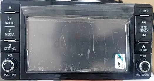 Car Multimedia Player with Touchscreen Display