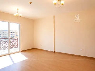 Spacious Studio | Great Deal | Vacant
