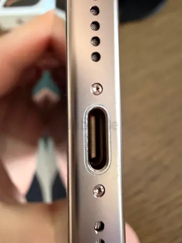iPhone 16pro Battery health 100%