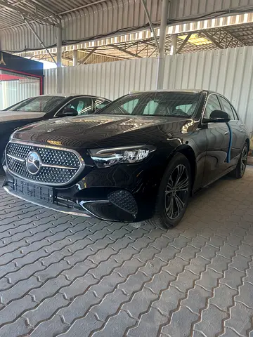 Mercedes-Benz E-Class E 200, миниатюра 2