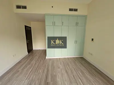 Bright & Spacious 1 BR | Modern Layout | Call Now