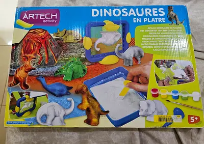 Dinosaur  en platre