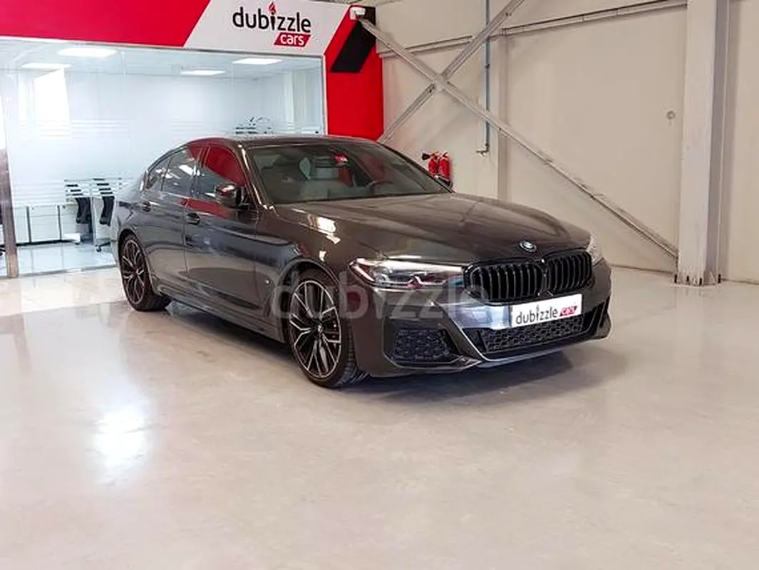 BMW 5-Series 2022 — photo 1 of 14