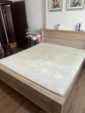 King Size medical Mattress on sale, size 200*180 cm. Excellent condition.