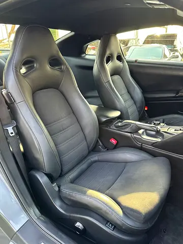 صورة 10 لـ 2017 Nissan GT-R