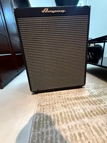 Ampeg bass amp 210-RB