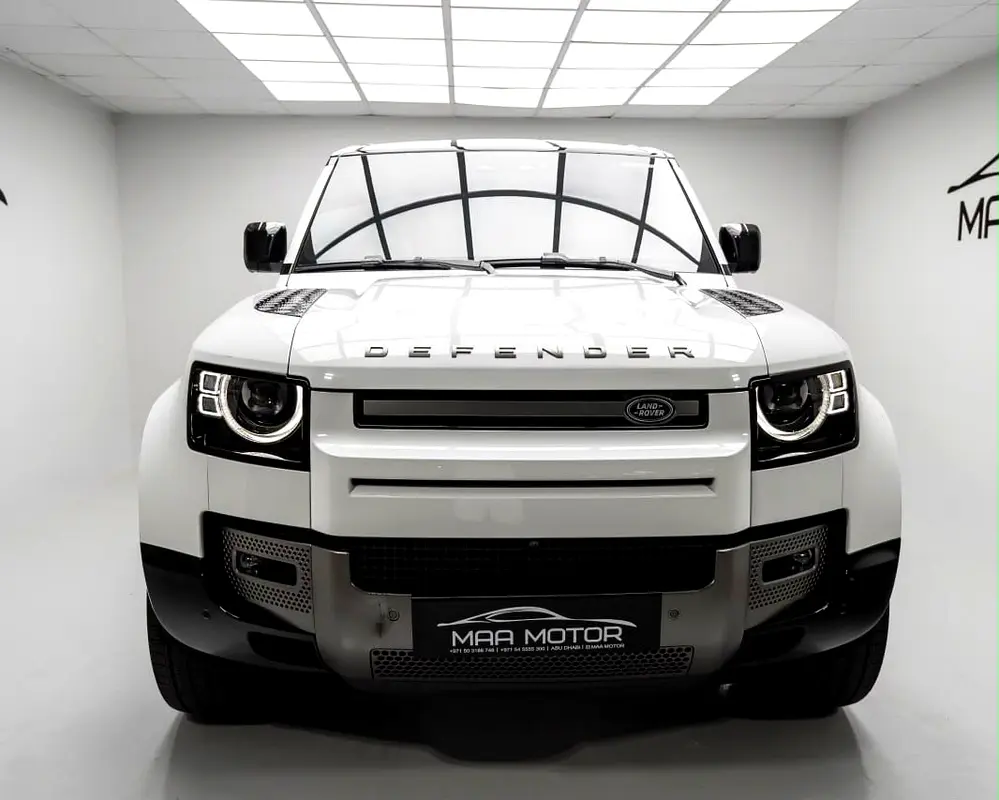 Land Rover Defender 2025