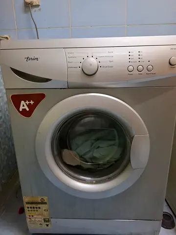 Whirlpool 6kg Front Load Washing Machine - Good Working Condition