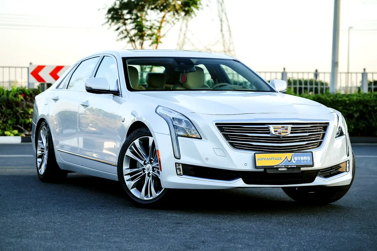 Cadillac CT6 2018 — photo 1 of 17