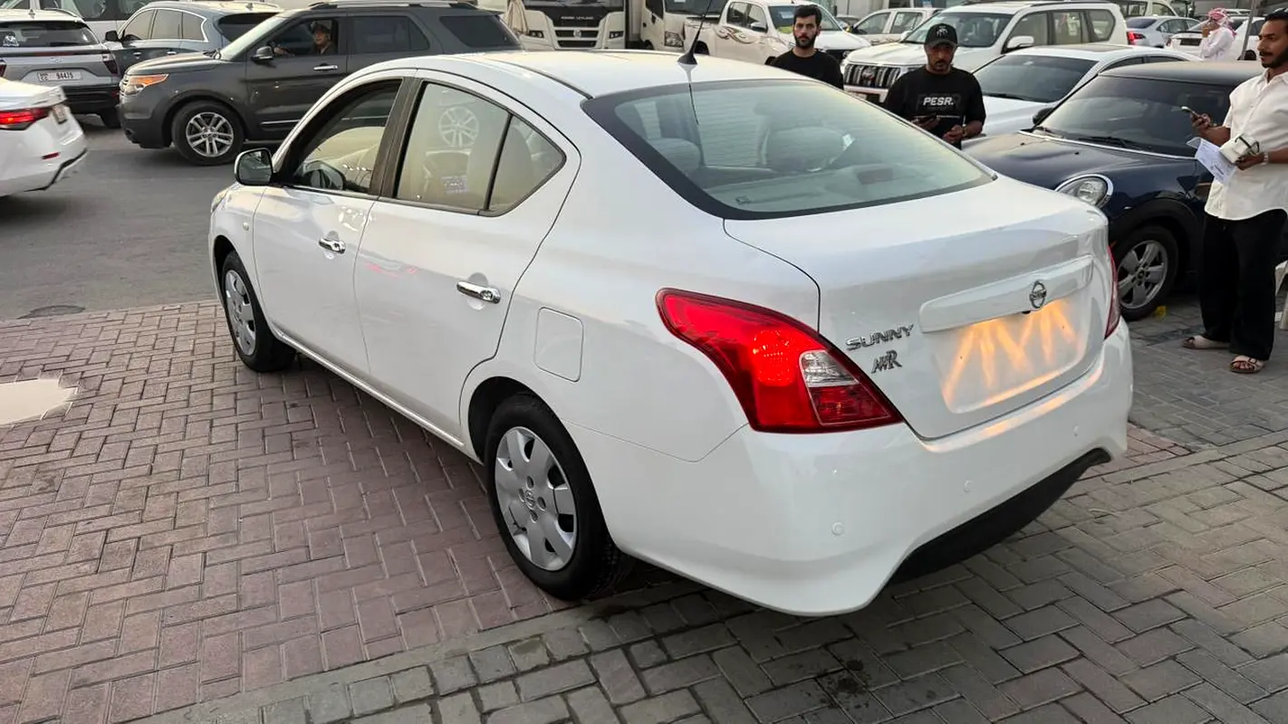 نيسان صني 2023