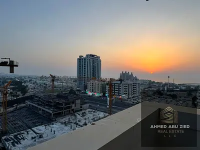 اكبر غرفه وصاله مفروشه بالكامل باطلاله بحريه كامله ابراج عجمان وان  غرفة نوم ماستر ٢ حمام غرفة غسيل مطبخ مغلق