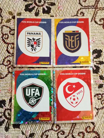 PANINI FIFA 26 Team Badge Sticker Bundle