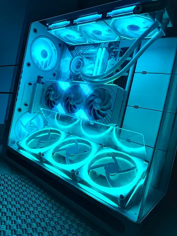 Gaming PC Intel Core Ultra 9 | RTX 4070 Ti Super OC