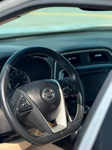 2020 Nissan MAXIMA 照片 11