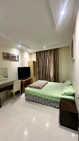 Room for lady in Jumeirah 1
