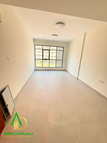 Two bedrooms and a living room for rent, first occupancy