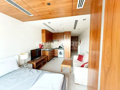 FULLY FURNISHED | PRIME LOCATION | HIGH FLOOR