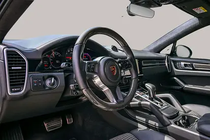 2023 Porsche CAYENNE thumbnail 13