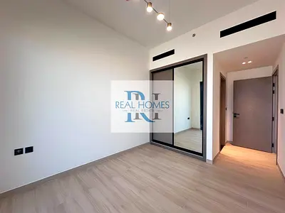 Semi furnished 1BHK|Full marina view|Ready to move